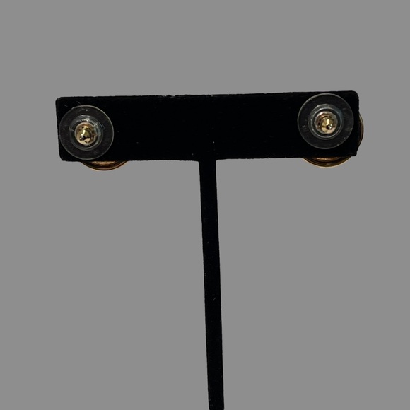 Vintage Swarovski Green And Gold Tone Post Earrings - Picture 4 of 4